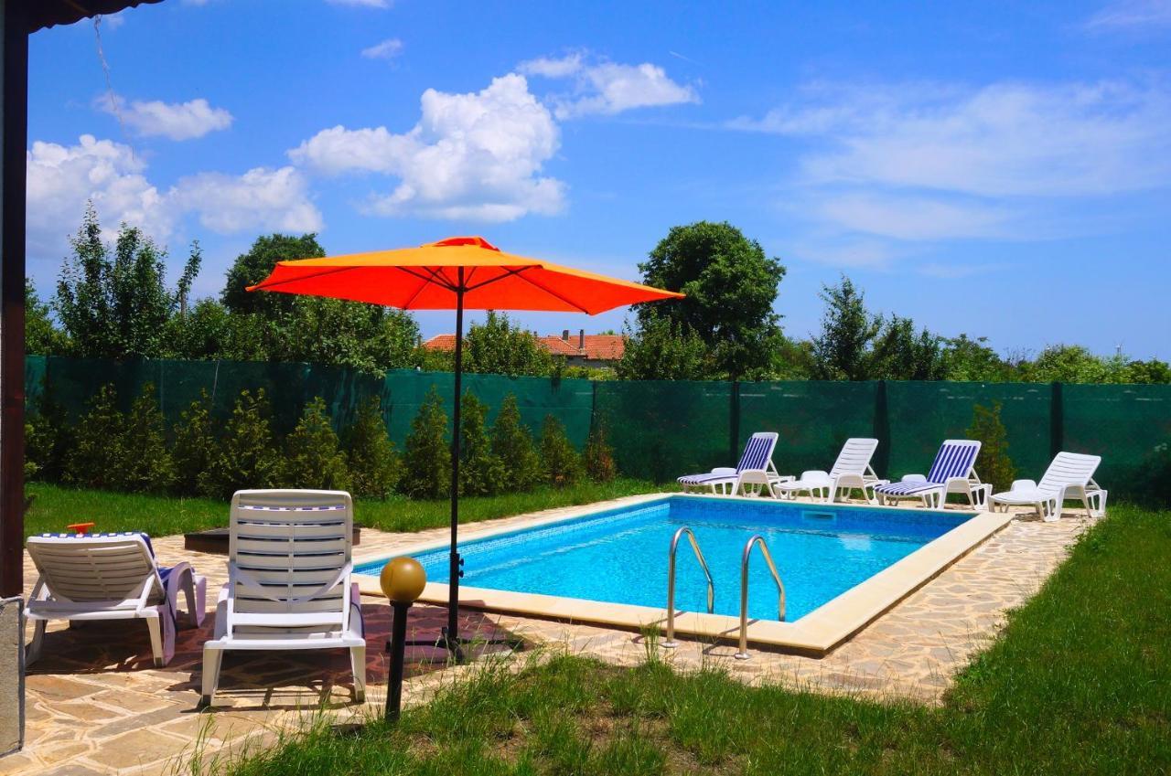 Вила Едем - Villa Edem - Beach Bolata Area Bŭlgarevo エクステリア 写真