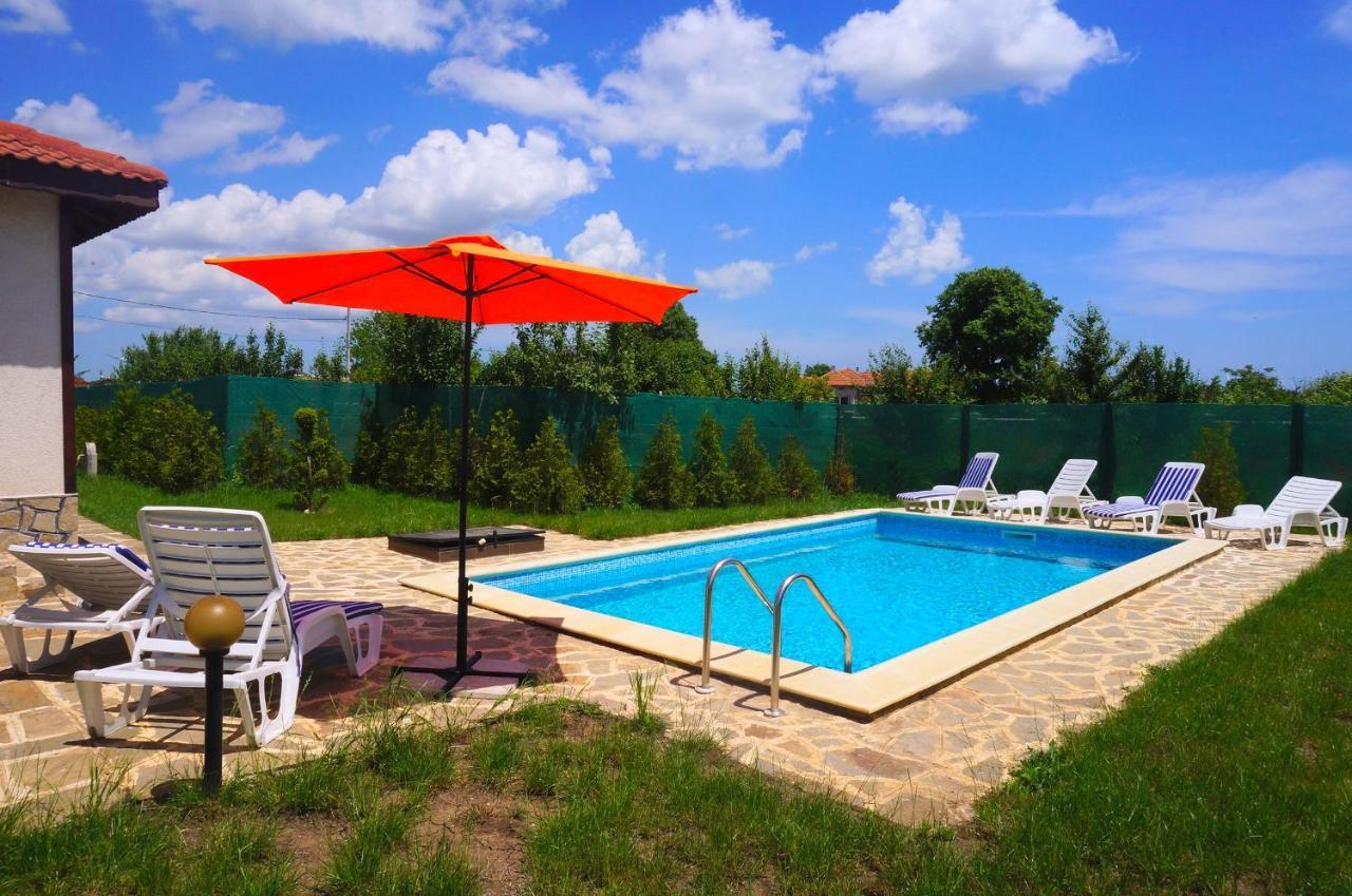 Вила Едем - Villa Edem - Beach Bolata Area Bŭlgarevo エクステリア 写真