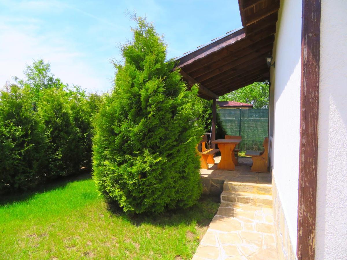Вила Едем - Villa Edem - Beach Bolata Area Bŭlgarevo エクステリア 写真