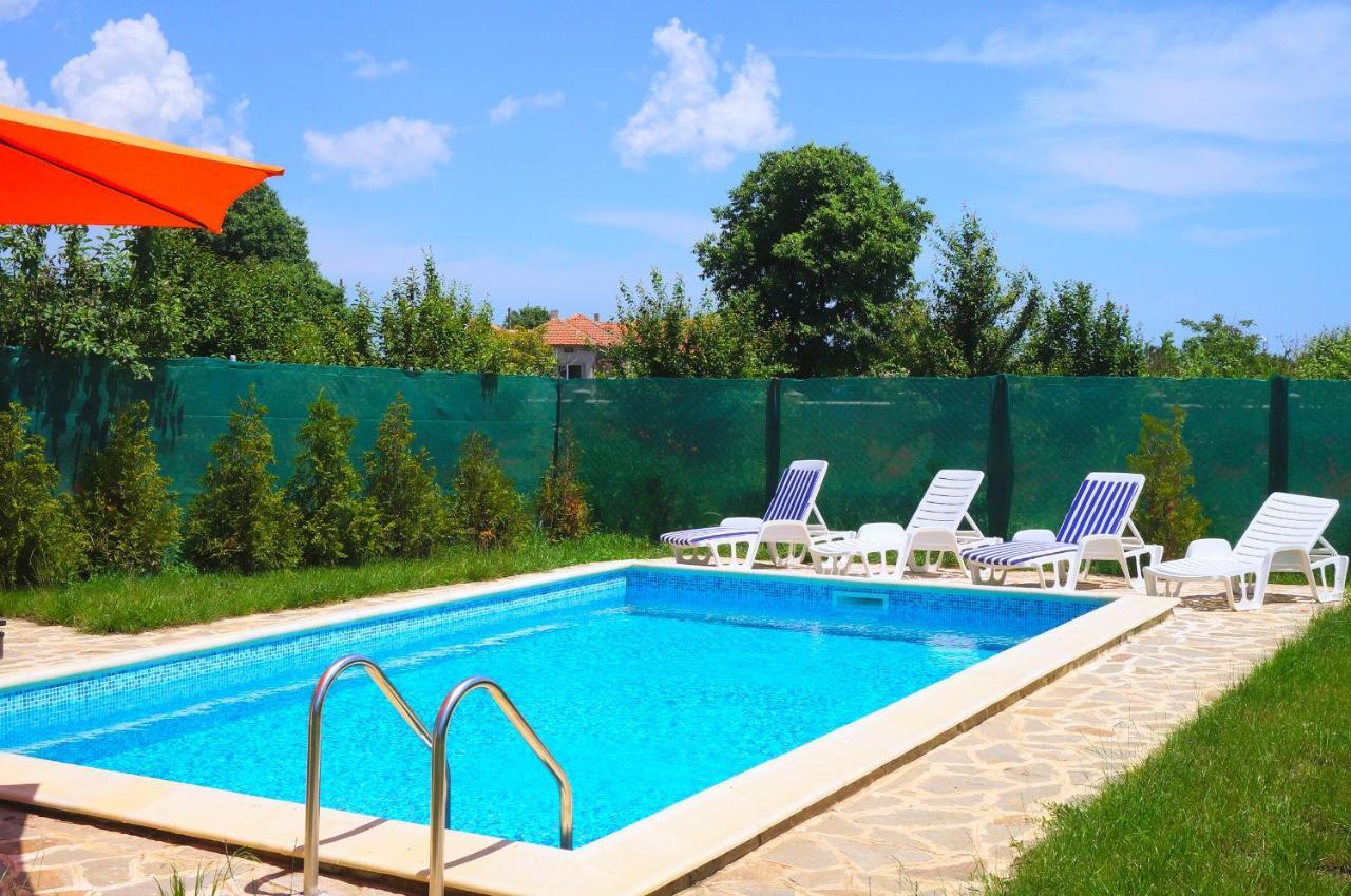 Вила Едем - Villa Edem - Beach Bolata Area Bŭlgarevo エクステリア 写真