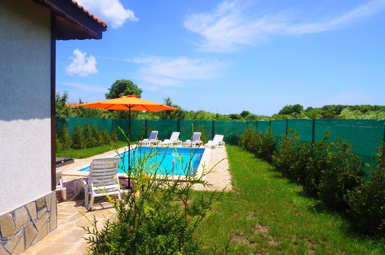Вила Едем - Villa Edem - Beach Bolata Area Bŭlgarevo エクステリア 写真